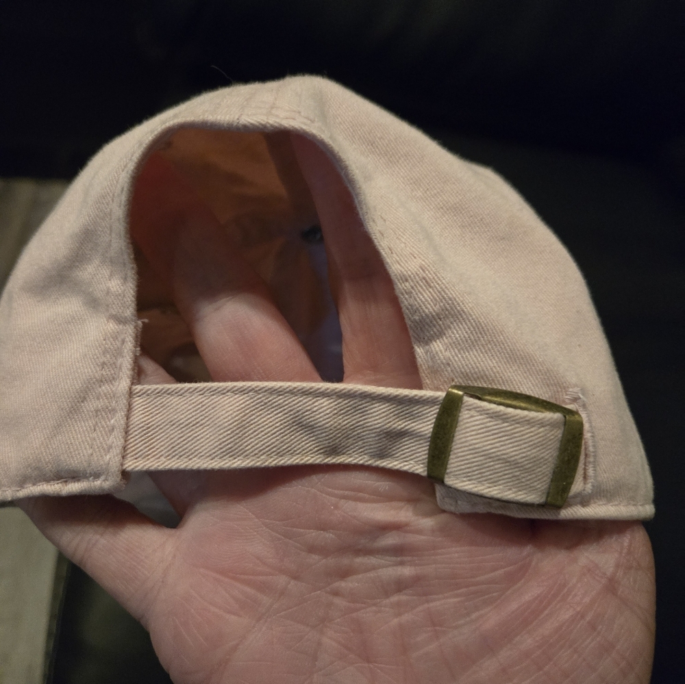 Women's Chicago Cubs Baseball hat. - Picture 4 of 6